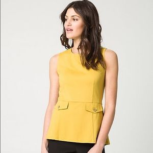 le chateau Tops - Le chateau ponte mustard peplum top NWOT large le chateau Tops - Le chateau ponte mustard peplum top NWOT large